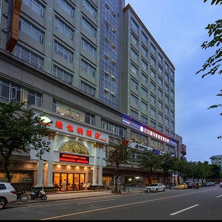 Vienna Hotel Zhongshan XiaoLan Buitenkant foto