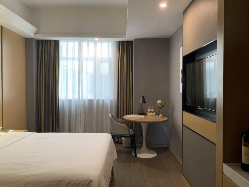 Vienna Hotel Zhongshan XiaoLan Buitenkant foto